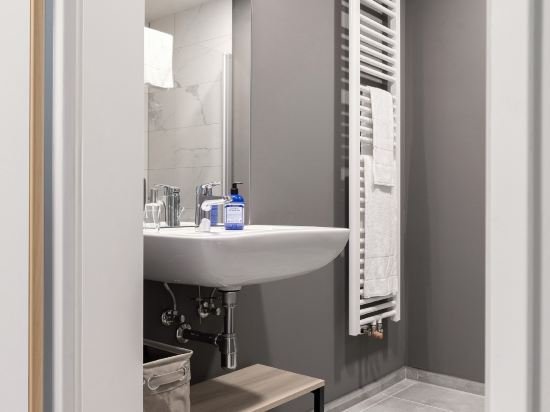 Фото Joyn Cologne - Serviced Apartments