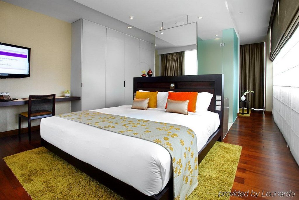 Фото Park Regis Singapore