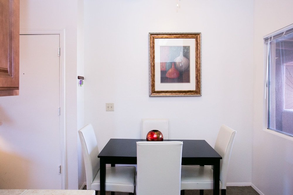 Фото Desert Retreat 1br by Casago