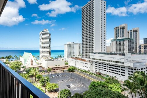 Апартаменты Waikiki Banyan Condo 12th Floor в Штате Гавайи