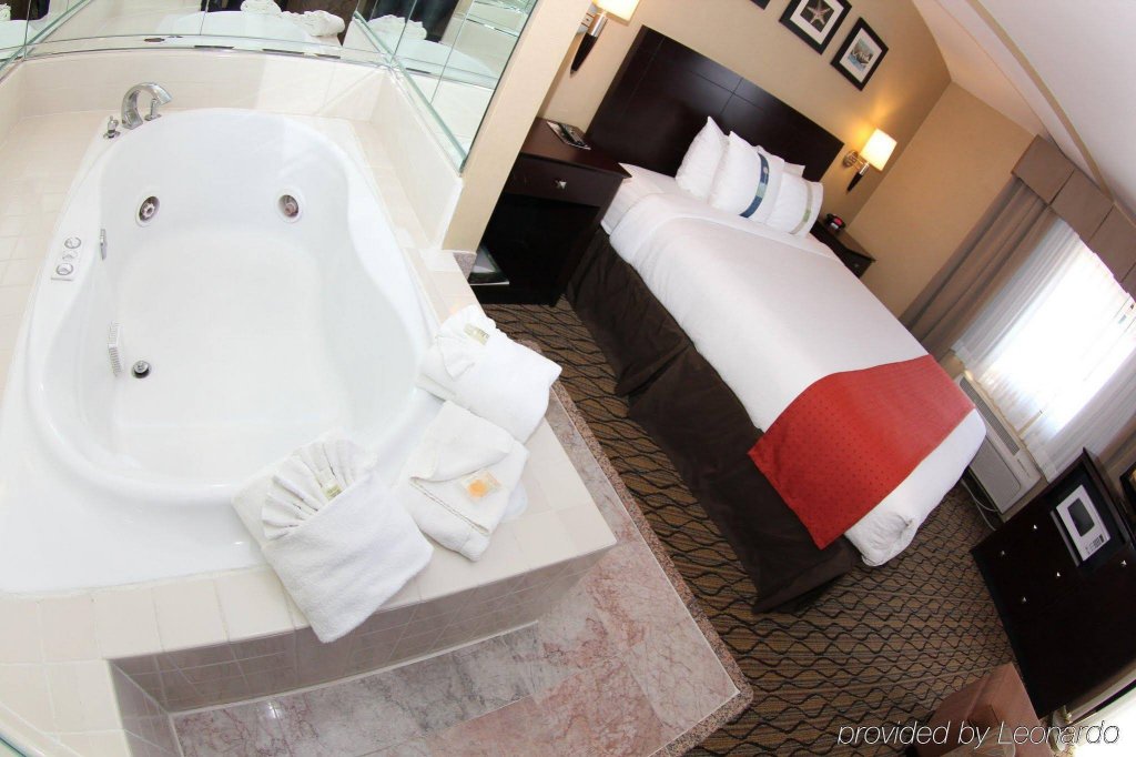 Фото The Volare, Ascend Hotel Collection