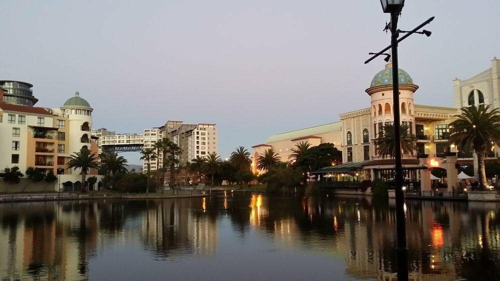 Hotel Apartments on Century, Capetown, photo