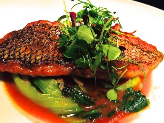 Фото Crabtree's Kittle House Restaurant & Inn