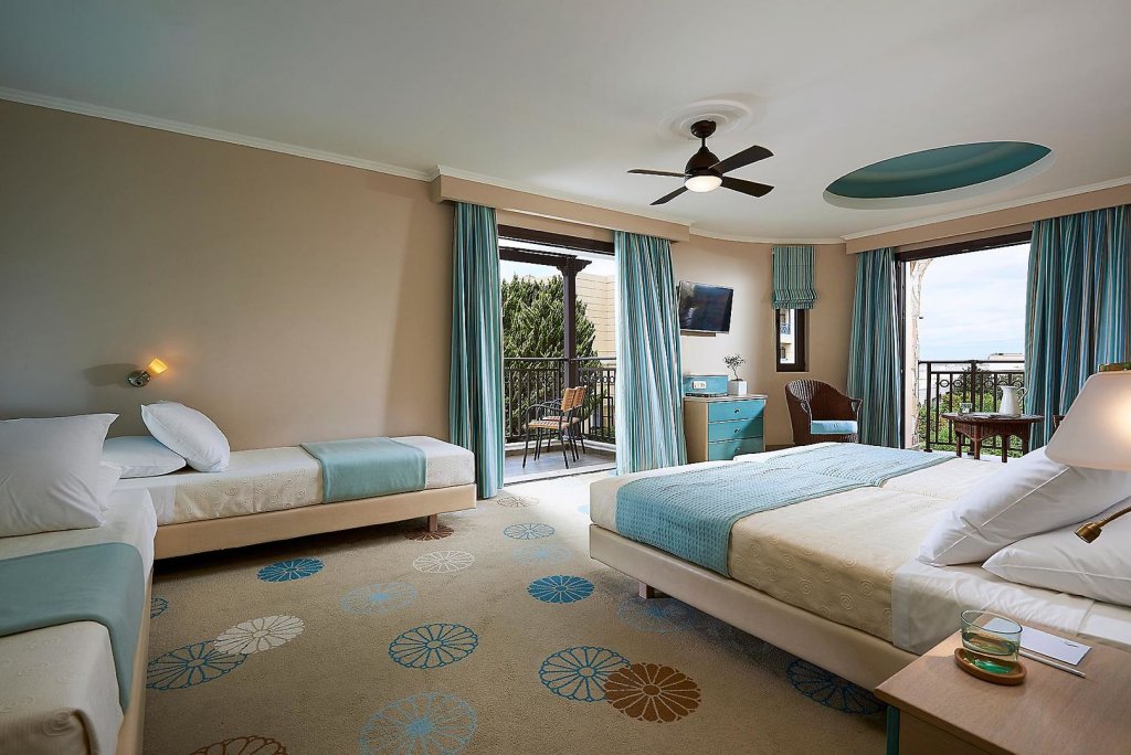 Фото Olympian Village Beach Resort