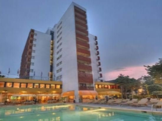 Фото American Hotel