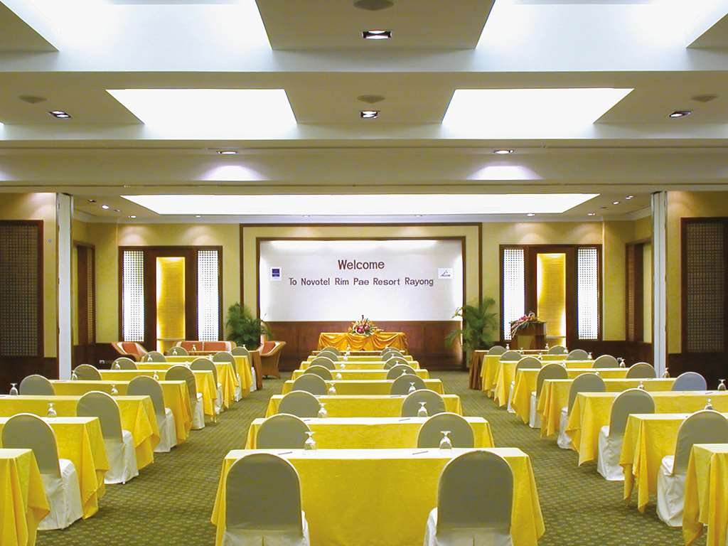 Фото Novotel Rayong Rim Pae Resort