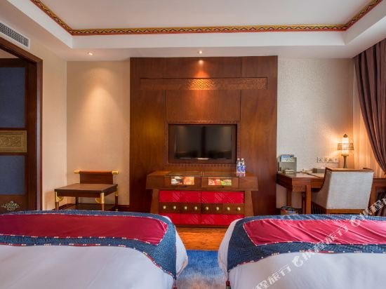 Фото St. Potala Hotel