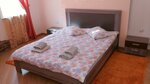 One Bedroom Luxe 5b Baseina str Near Arena City (Бассейная улица, 5Б), short-term housing rental