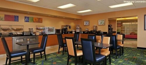 Гостиница Fairfield Inn & Suites by Marriott Chicago Naperville в Нейпервилле