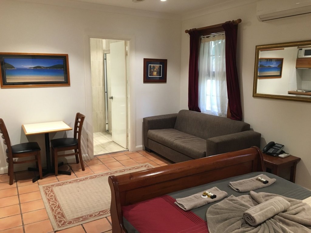 Фото The Manly Lodge Boutique Hotel