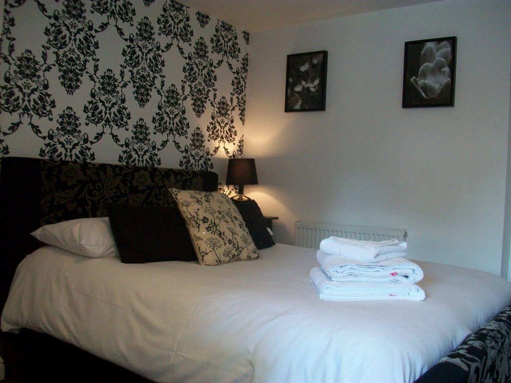 Фото The Littleton Arms