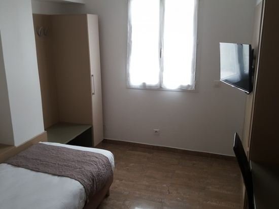 Фото Hôtel Le Saint Germain