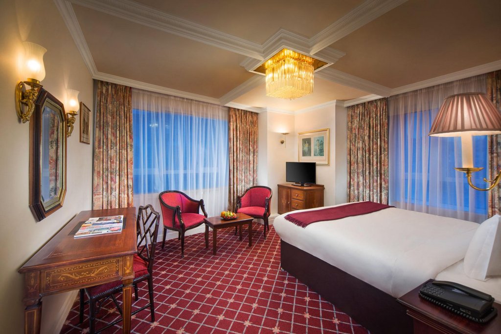 Фото The Rathbone Hotel, Fitzrovia