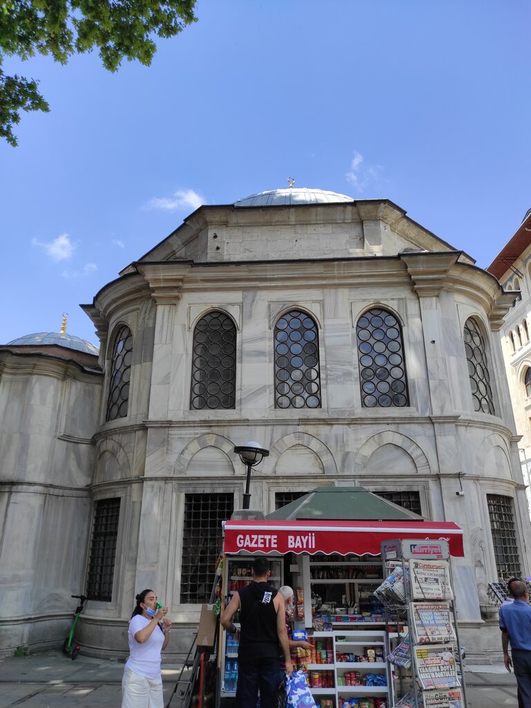 Landmark, attraction The Mausoleum of Sultan Abdulhamid, Fatih, photo