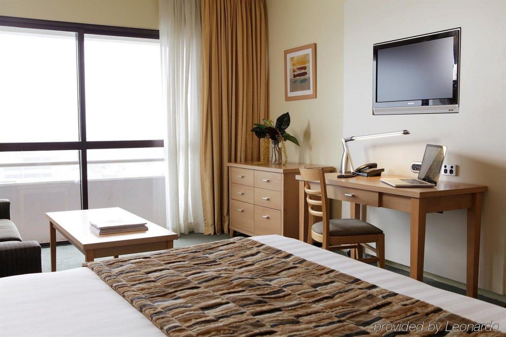 Фото The Benson Hotel