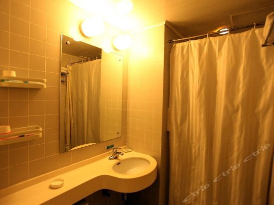 Фото Jinjiang Inn Lianyungang Railway Station Branch