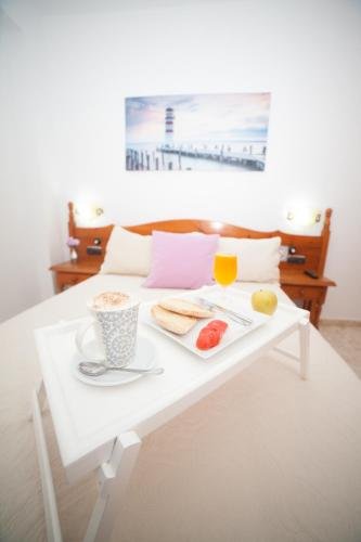 Фото Hostal Alborada