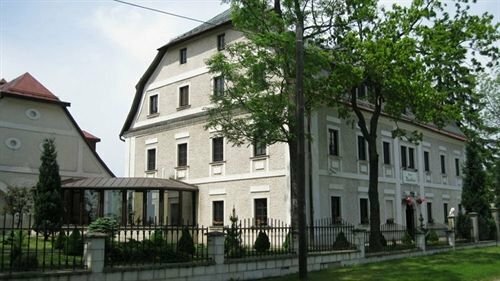 Гостиница Dworek Karłów в Кудова-Здруй