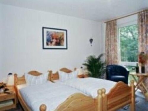 Гостиница Land Gut Hotel Pension Sperling в Фалькензе