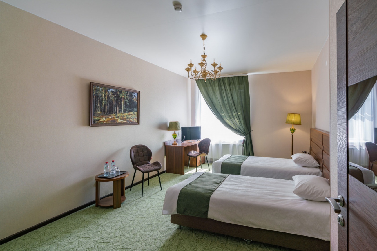 Фото отеля 2