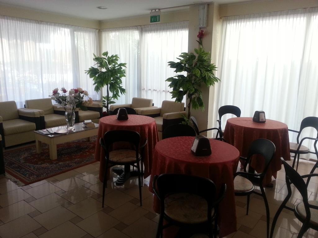 Фото Hotel Condor