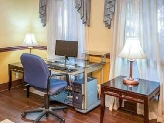 Фото Sweet Dream Inn University Park