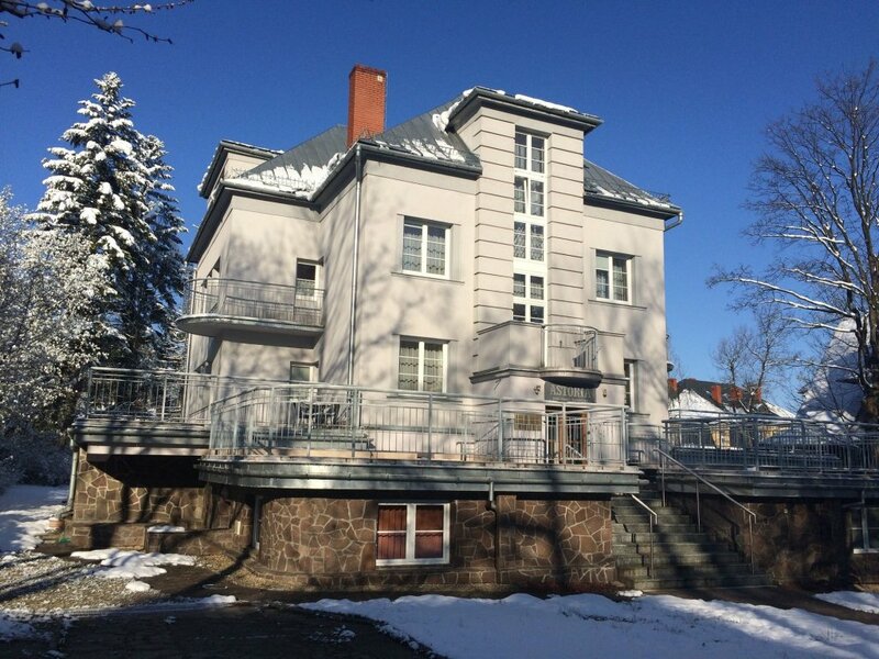 Гостиница Astoria - Willa Literatów в Закопане