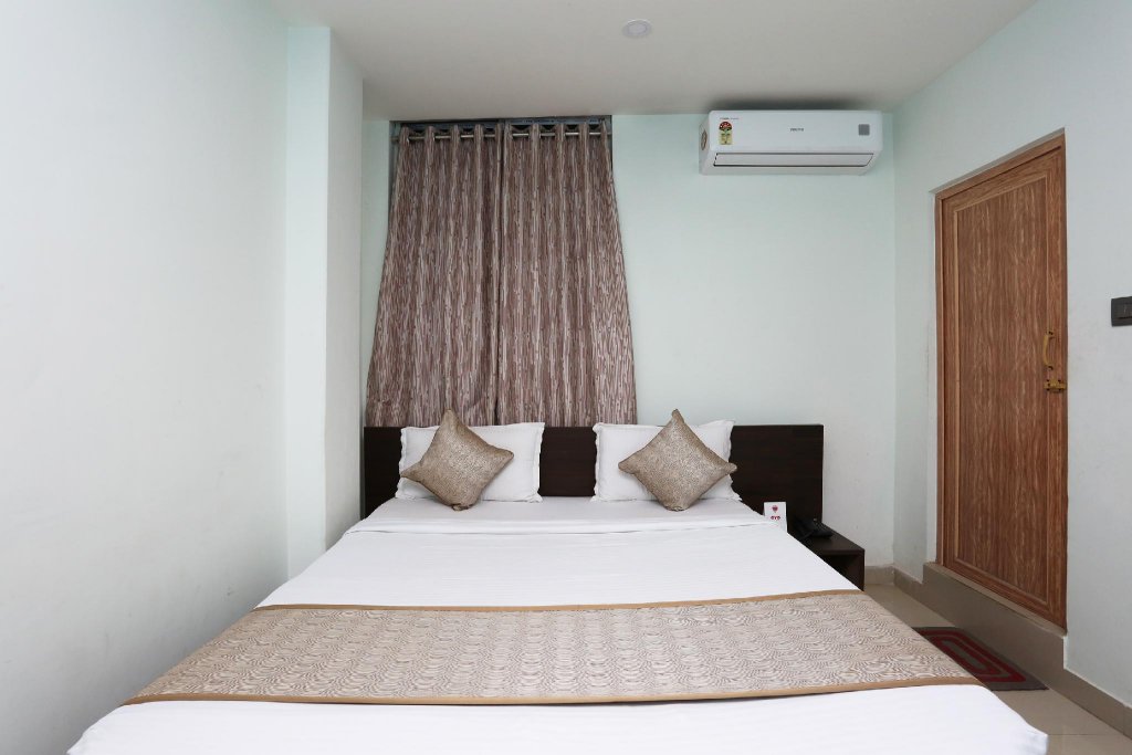 Фото Oyo 13265 Aashray Guest House