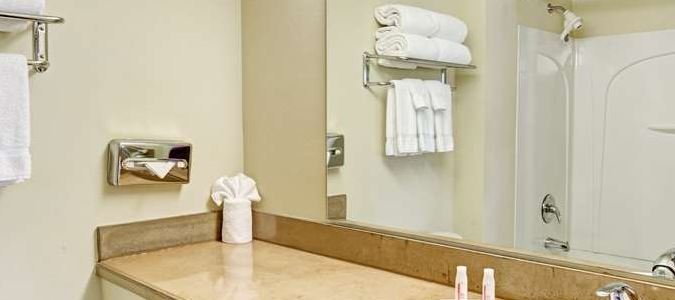 Фото Ramada by Wyndham Anchorage Downtown