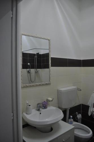 Фото Sleep & Go Naples Airport