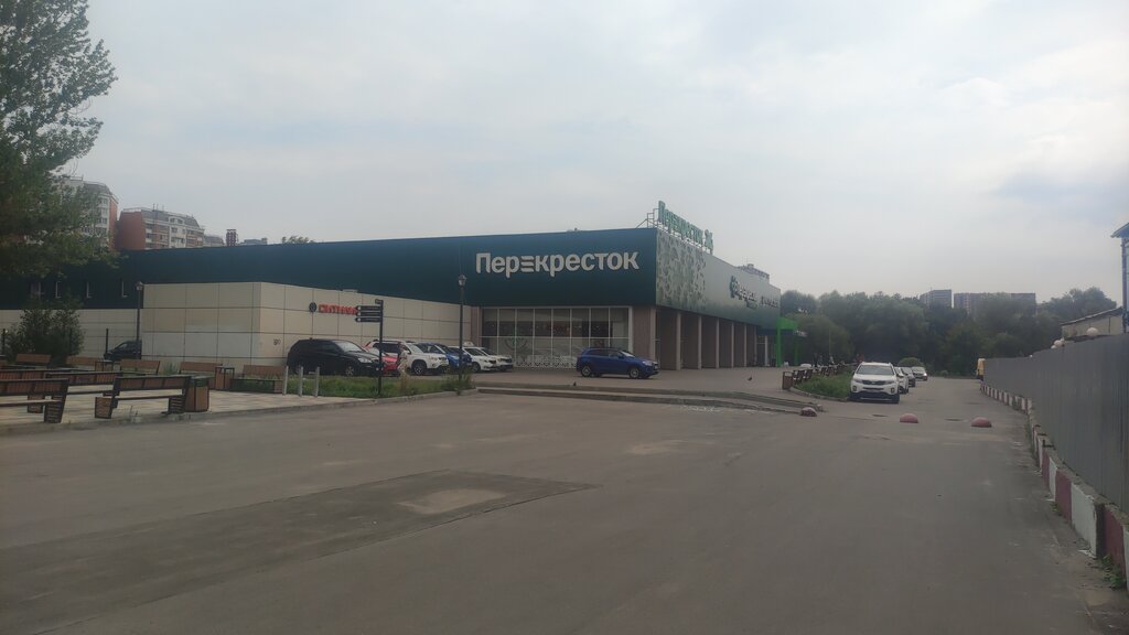 Supermarket Perekrestok supermarket, Moscow, photo