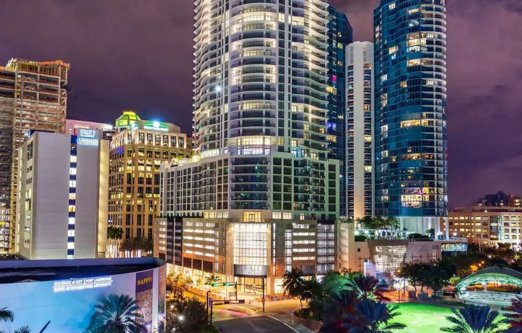 Фото Hyatt Centric Las Olas Fort Lauderdale