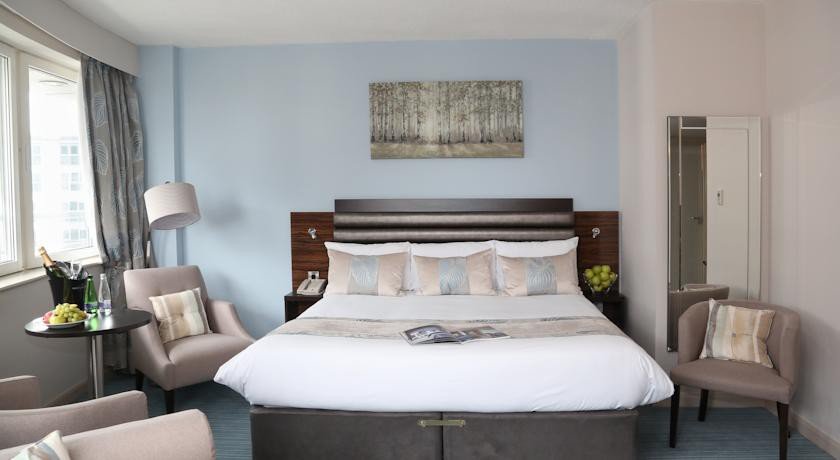 Фото DoubleTree by Hilton London - Chelsea