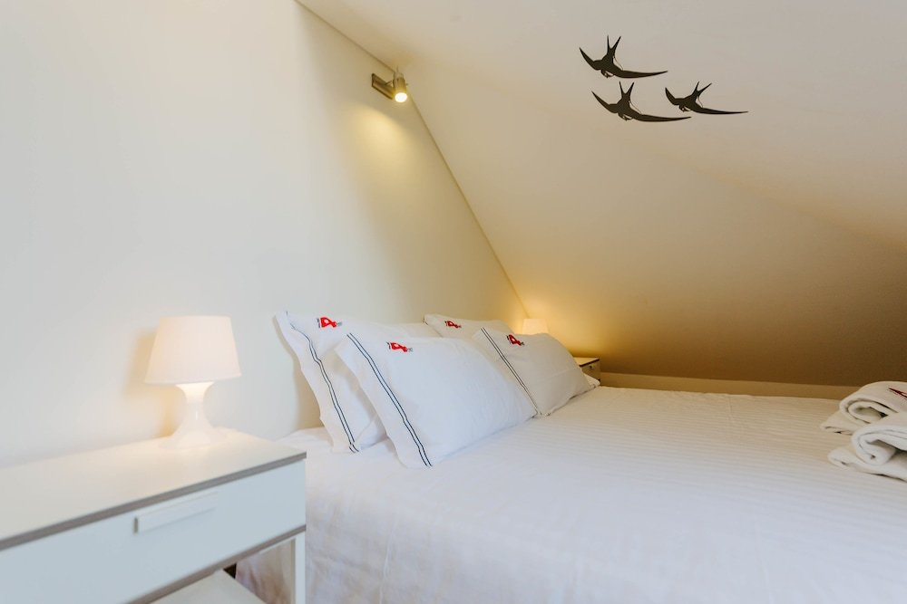 Фото Rent4Rest Bairro Alto Charming 1Bd Apartment