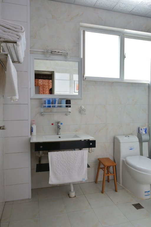 Фото ErHai Gate No. 1 Hotel