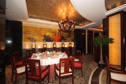 Фото Four Points by Sheraton Shanghai, Pudong