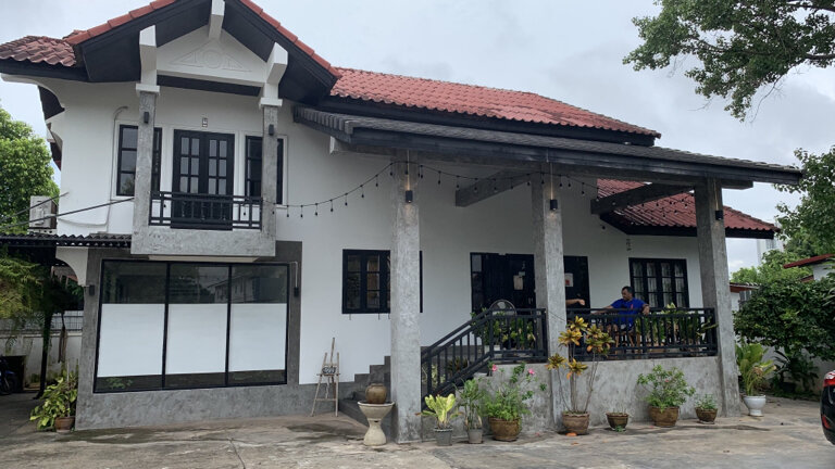 Cafe Osemann Bakery, Vientiane, photo