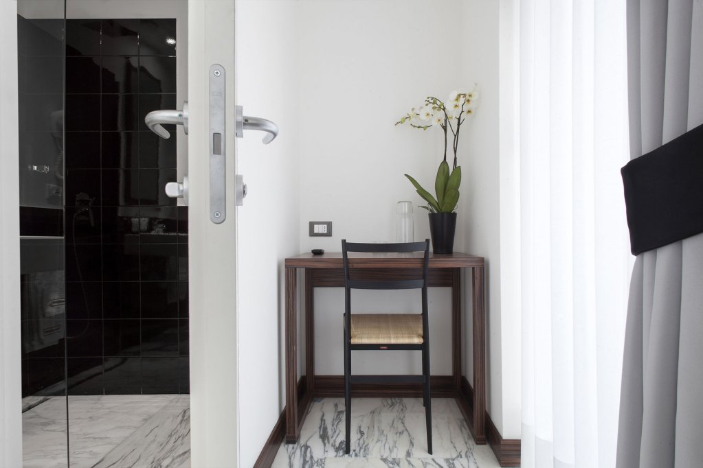 Фото My Bed Montenapoleone