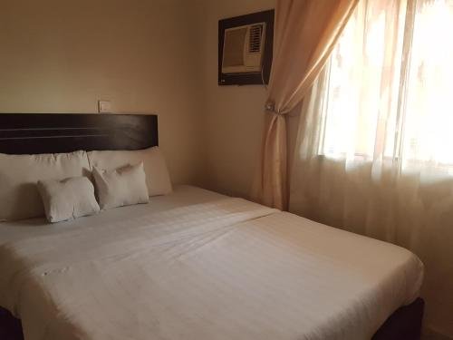 Фото Angel Park Place Hotel