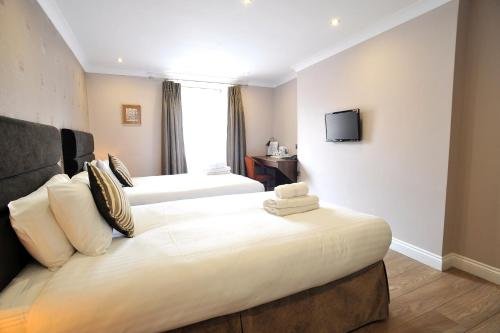 Фото Kings Arms Hotel