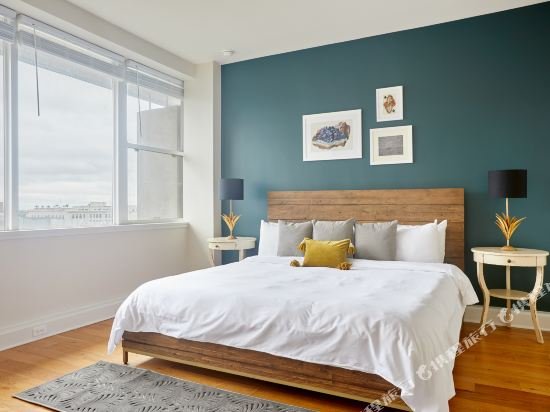 Фото Sonder Lafayette Square