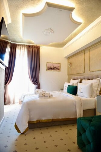 Гостиница Villa Giardino Heritage Boutique Hotel Bol в Боле