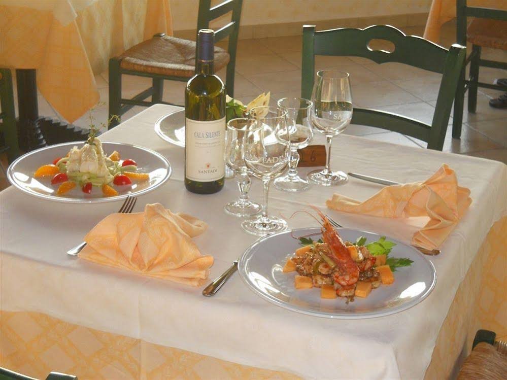 Фото Lu'Hotel Porto Pino