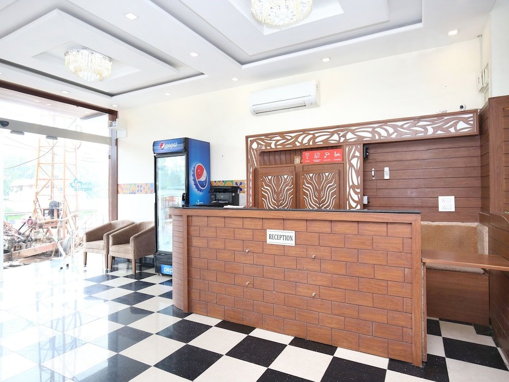 Фото Hotel Shagun