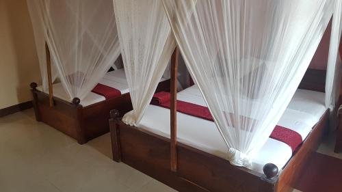 Фото Zanzibar Ocean View Hotel