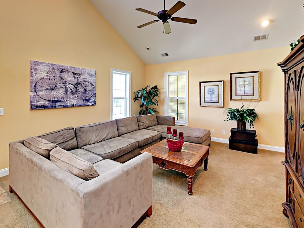 Фото 226 Georges Bay Rd Home 5 Bedrooms 4.5 Bathrooms Home