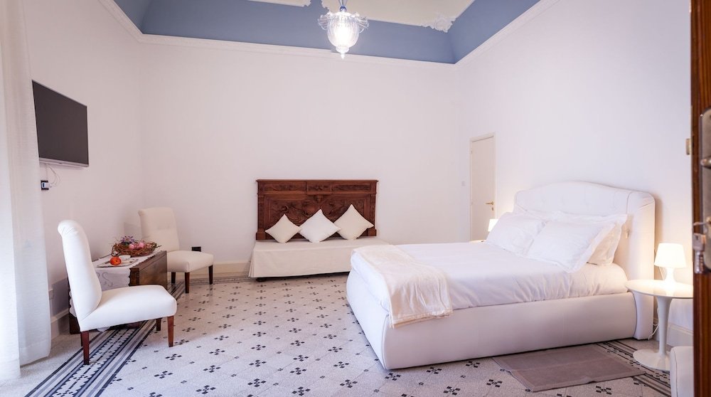 Фото Palazzo Montalbano