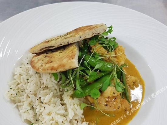 Фото The Three Horseshoes Hotel