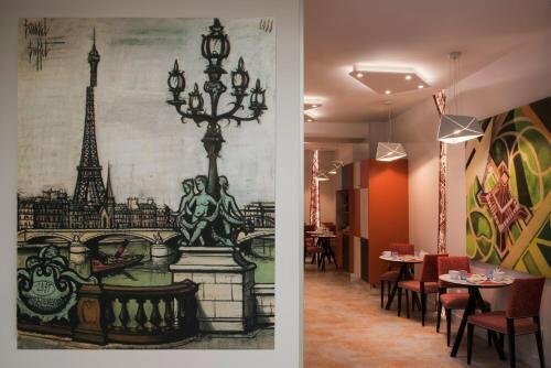 Гостиница Hôtel Mercure Paris Pont de Levallois Neuilly в Леваллуа-Перре