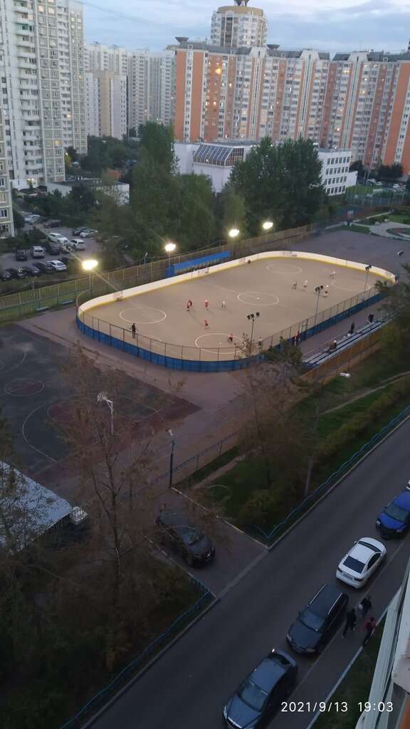 ملاعب رياضية Хоккейный клуб Лидер Люблино ، موسكو، صورة